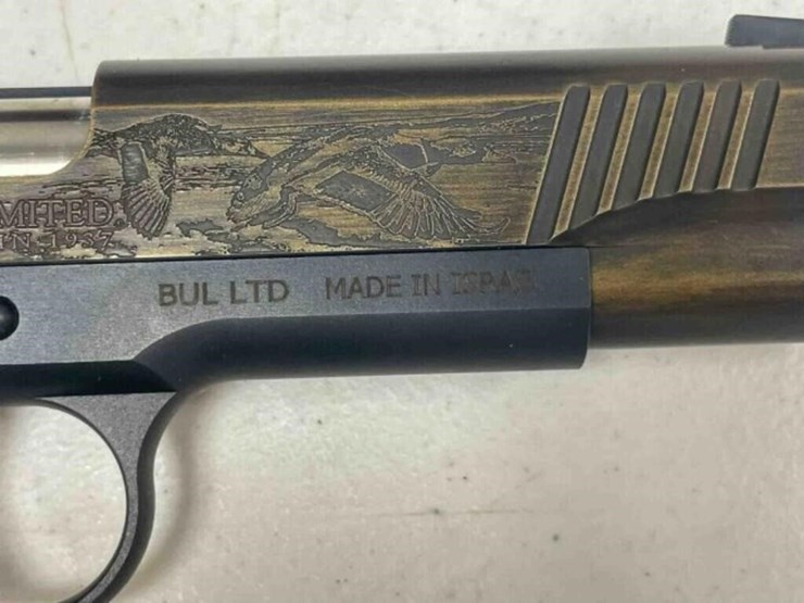 magnum-research-pistol-image-8