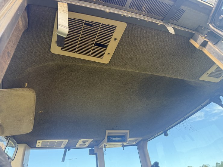 1996-john-deere-7700-image-21