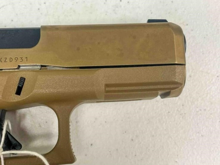 glock-pistol-image-4