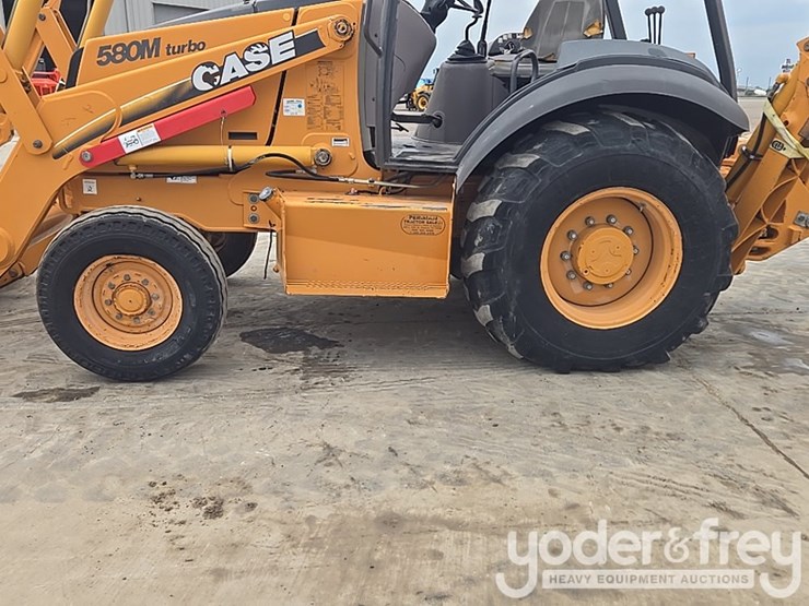 2004-case-580m-image-7