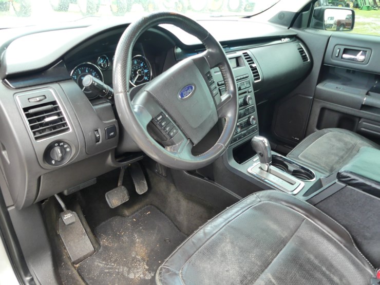 2012-ford-flex-image-11