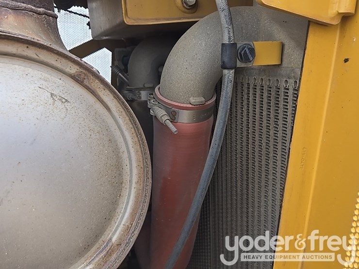 2019-caterpillar-d6-lgp-image-70