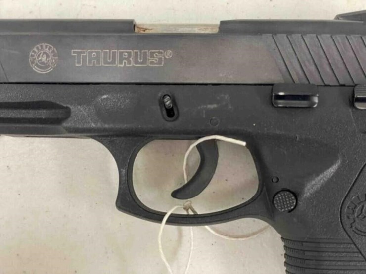 taurus-pistol-image-8