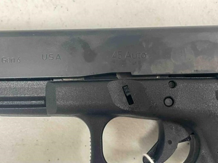 glock-pistol-image-4