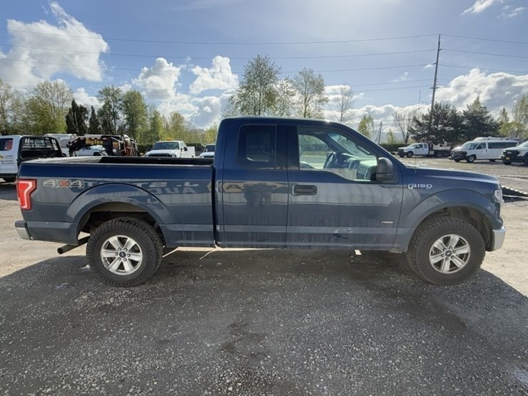 2016-ford-f150-xlt-image-3