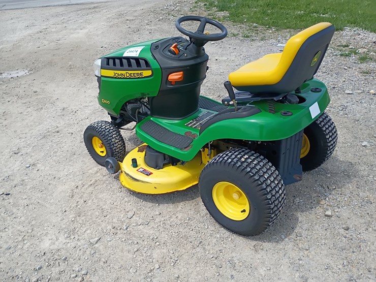 john-deere-d100-image-3