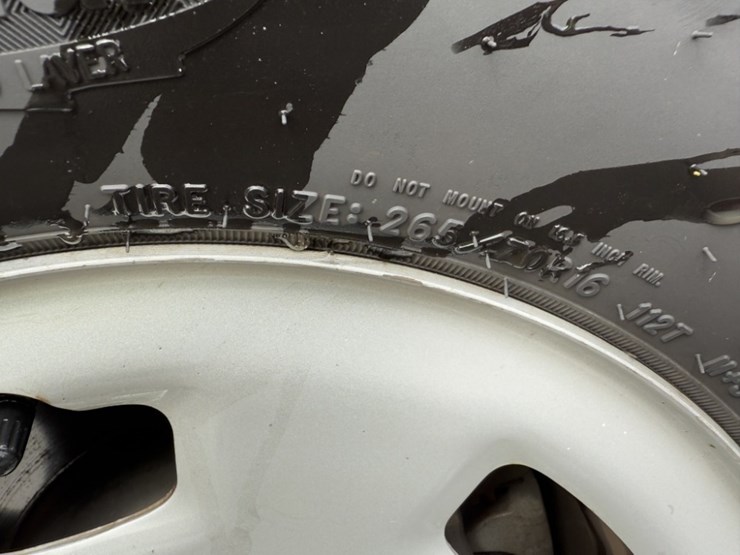 2016-chevrolet-colorado-image-18