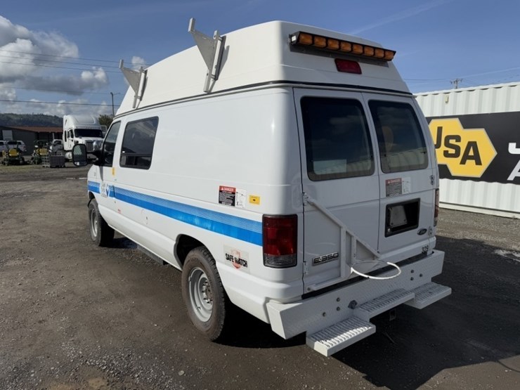 2007-ford-e350-image-6