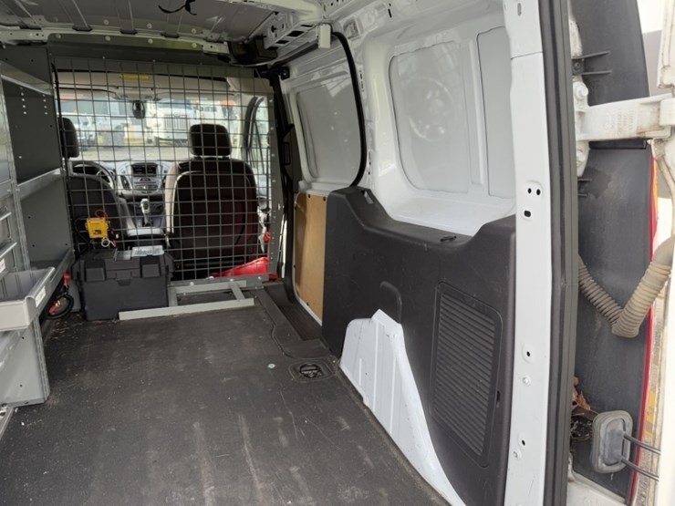 2016-ford-transit-connect-image-22