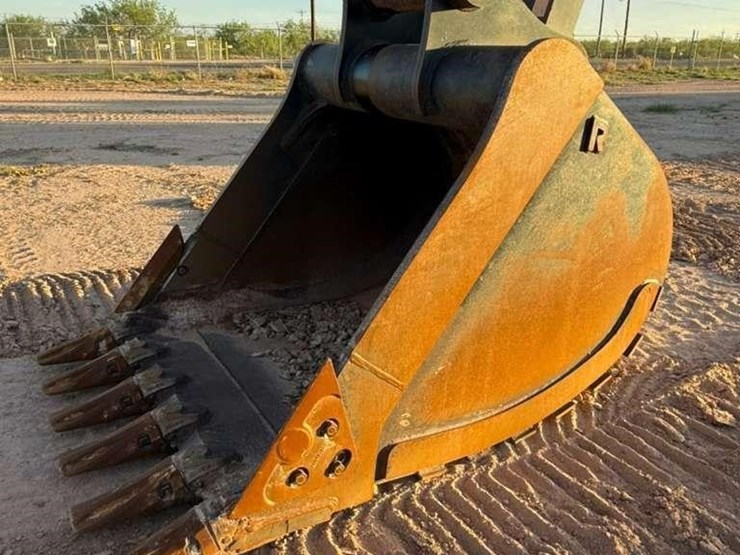 2022-xcmg-xe360u-image-11