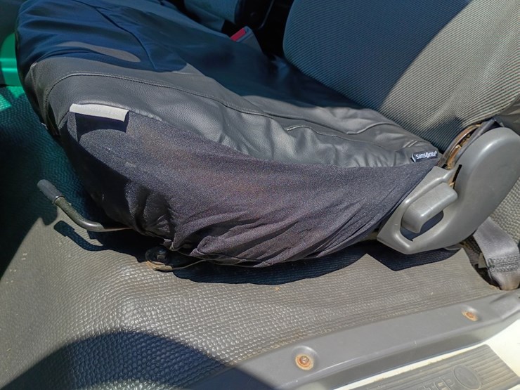 2000-gmc-w3500-image-32