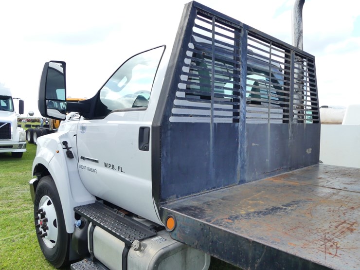 2019-ford-f750-image-9