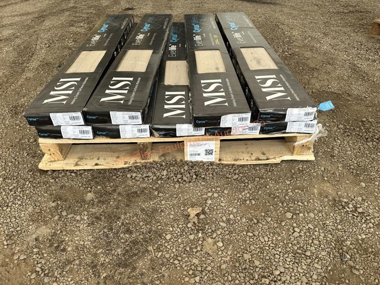 tan-waterproof-vinyl-click-flooring-image-4