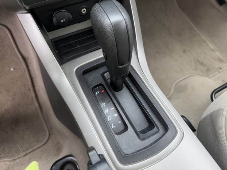 2009-ford-focus-sedan-image-28