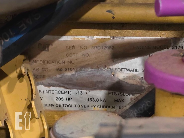 2005-caterpillar-140h-image-25