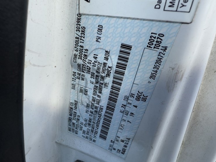 2005-ford-e150-image-10