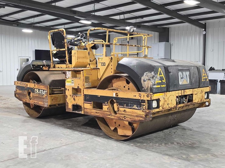 2001-caterpillar-cb-634c-image-2