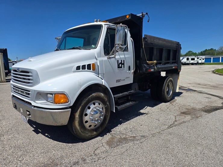 2009-sterling-acterra-image-3