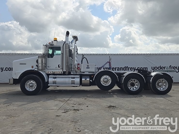 2014-kenworth-t880-image-2