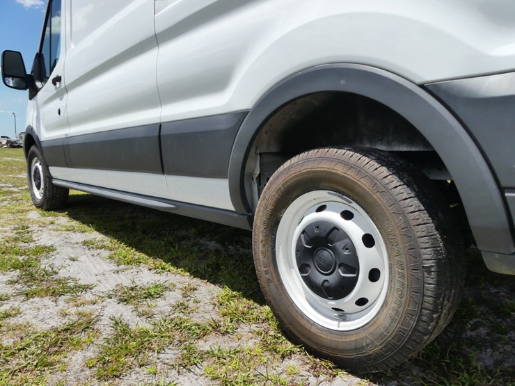 2018-ford-transit-image-8