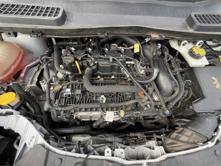 2019-ford-escape-se-image-13