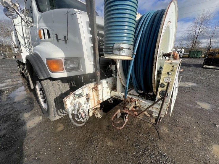 2001-sterling-l7500-image-16