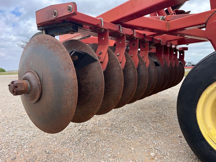 2005-sunflower-1321-image-12