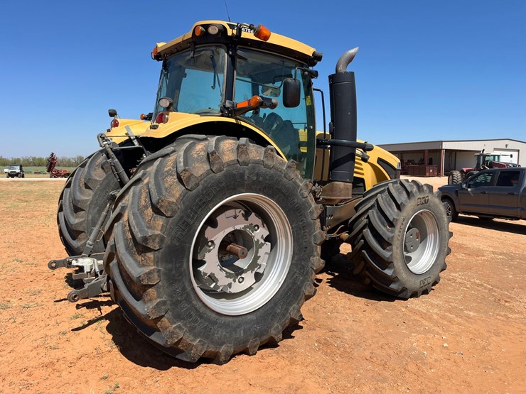 2015-challenger-mt675e-image-9