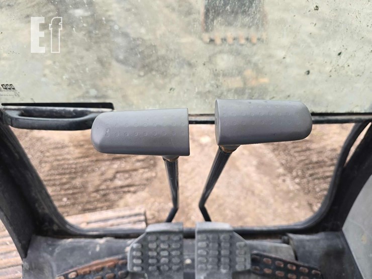 2014-hitachi-zx245us-lc-5n-image-15