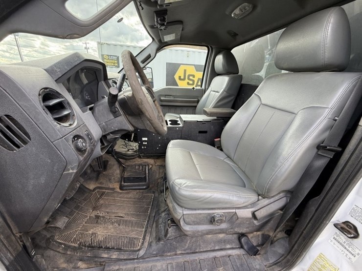 2016-ford-f550-sd-image-21