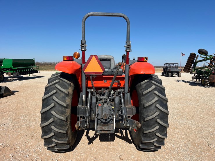 2017-kubota-m5091d-image-14