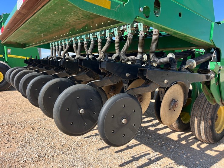 2004-great-plains-3s-3000-image-18