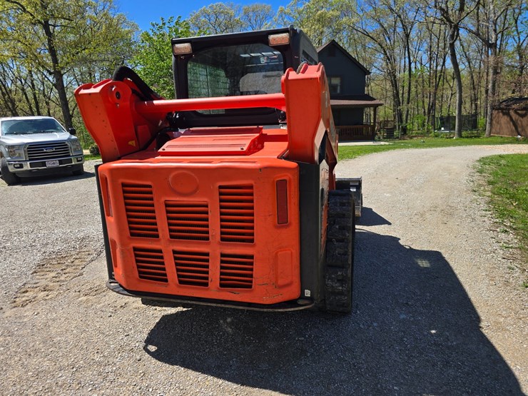 kubota-svl75-2-image-11