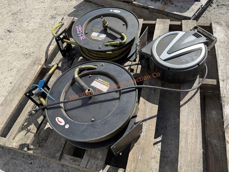 ~50'-retractable-air-hoses-&-electrical-cord-reel-image-2