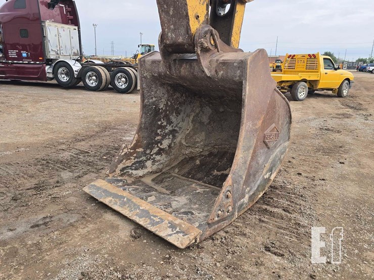 2007-caterpillar-328d-lcr-image-9