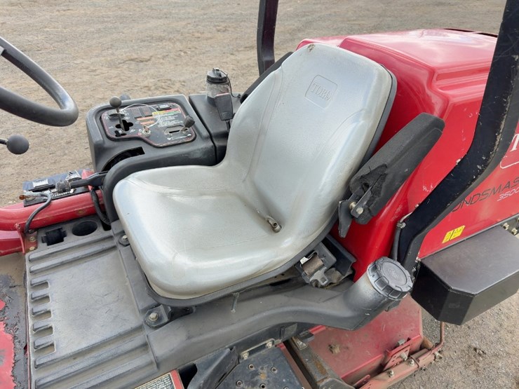 toro-groundsmaster-3500d-image-12