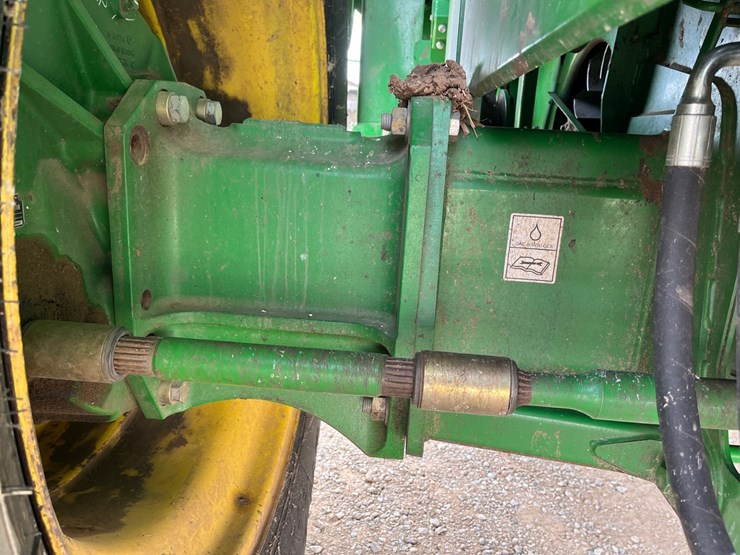 2013-john-deere-s670-image-11