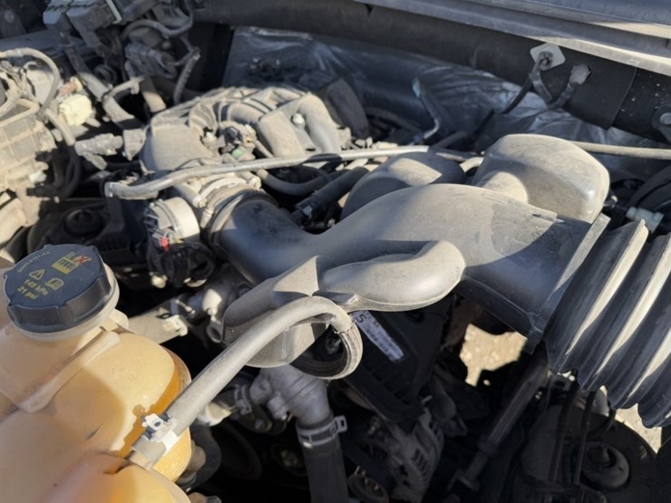 2017-ford-f150-xlt-image-13