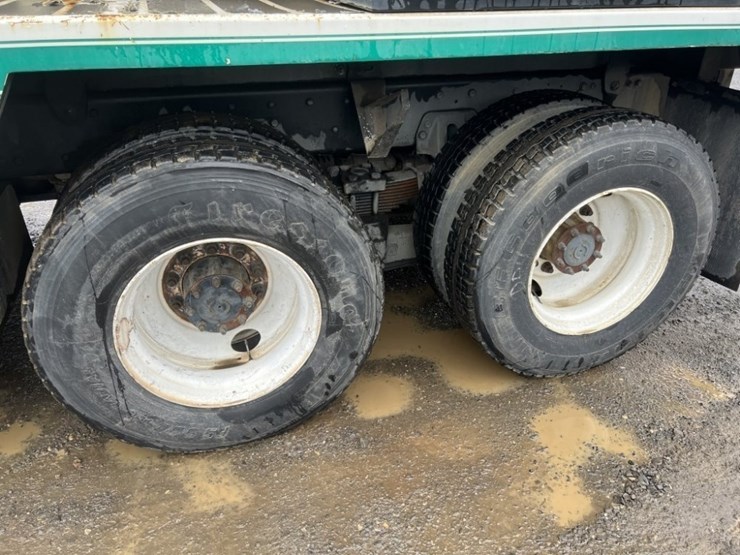 2011-freightliner-vac-con-t/a-vacuum-truck-image-16