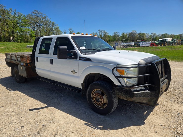 2011-ford-f350-image-21