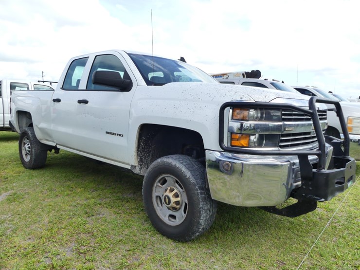 2018-chevrolet-2500hd-image-3