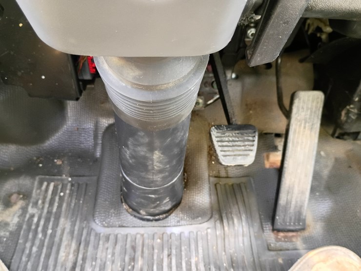 2000-gmc-w3500-image-57