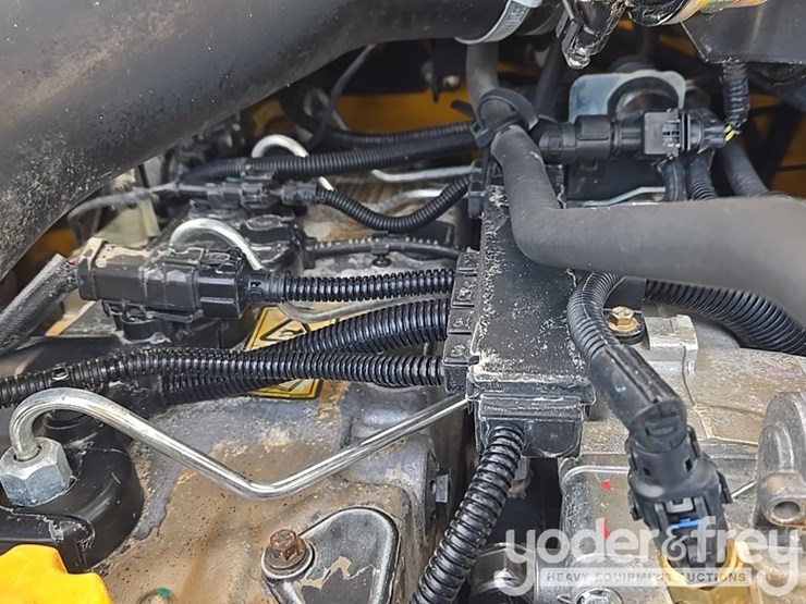 2017-jcb-510-56-image-66