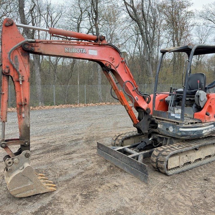 2004 KUBOTA KX121-3