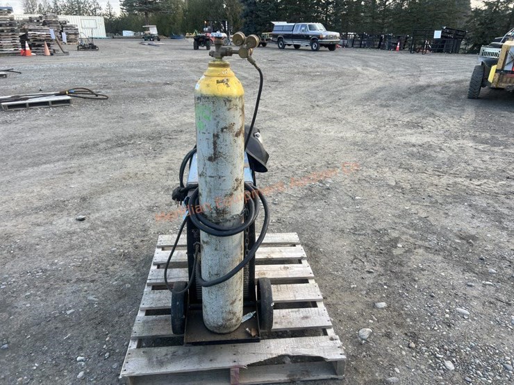 miller-millermatic-250-wire-feed-welder-image-3