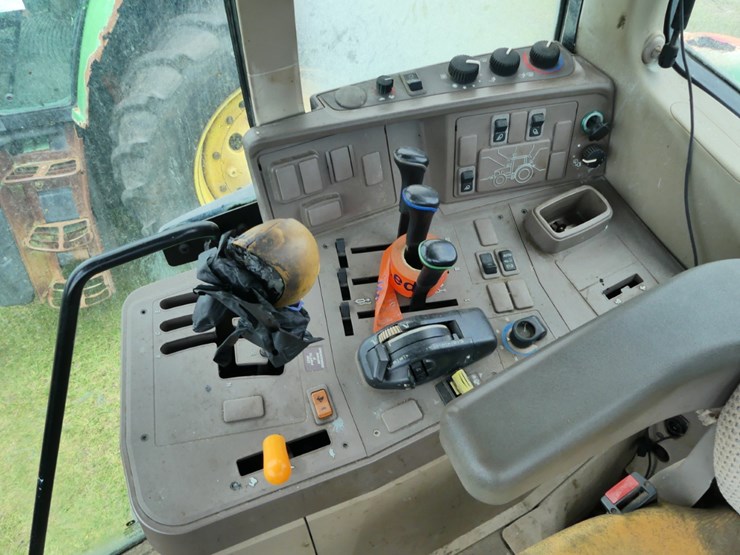 john-deere-6155m-image-11