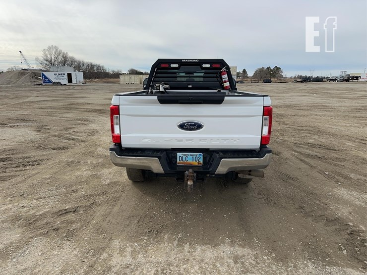 2019-ford-f350-image-5