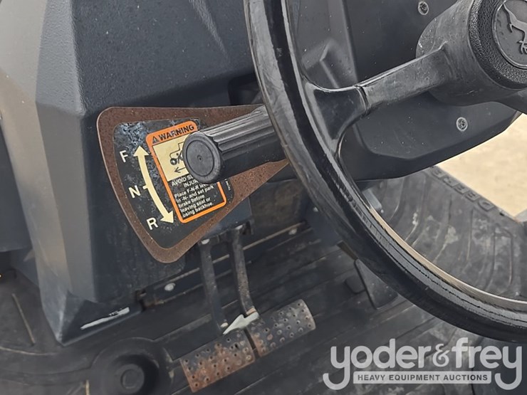 2018-deere-310l-image-101