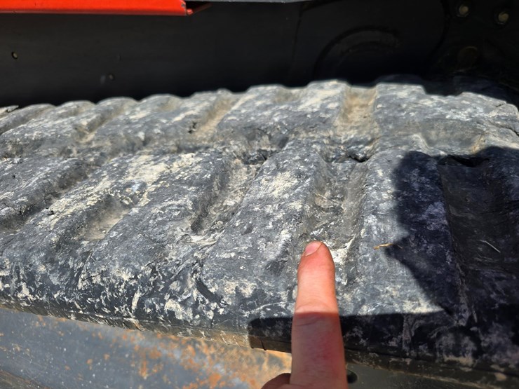 kubota-svl75-2-image-33