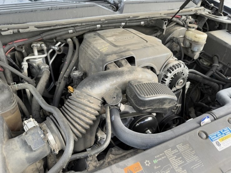 2014-chevrolet-tahoe-image-11